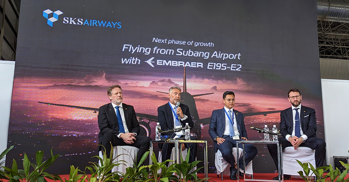 Airline talks in Lima at Langkawi International Maritime and Aerospace exhibition 2023