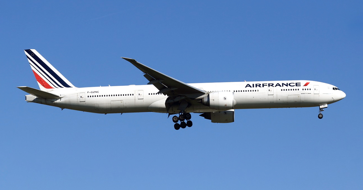 Azorra's first widebody aircraft, Boeing 777 with Air France
